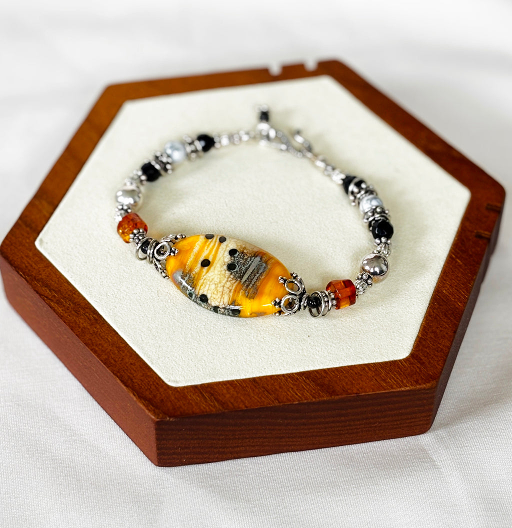 EnJen – Handblown Glass, Howlite & Sterling Silver Bracelet
